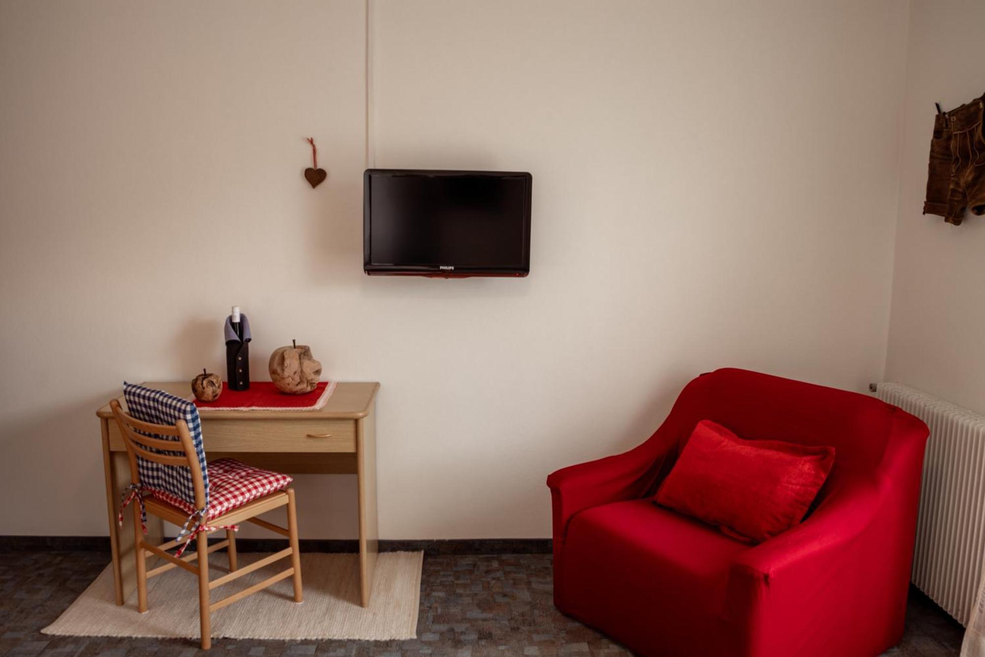 Bed and Breakfast Garni Unterwegguetl Naturns Exterior foto