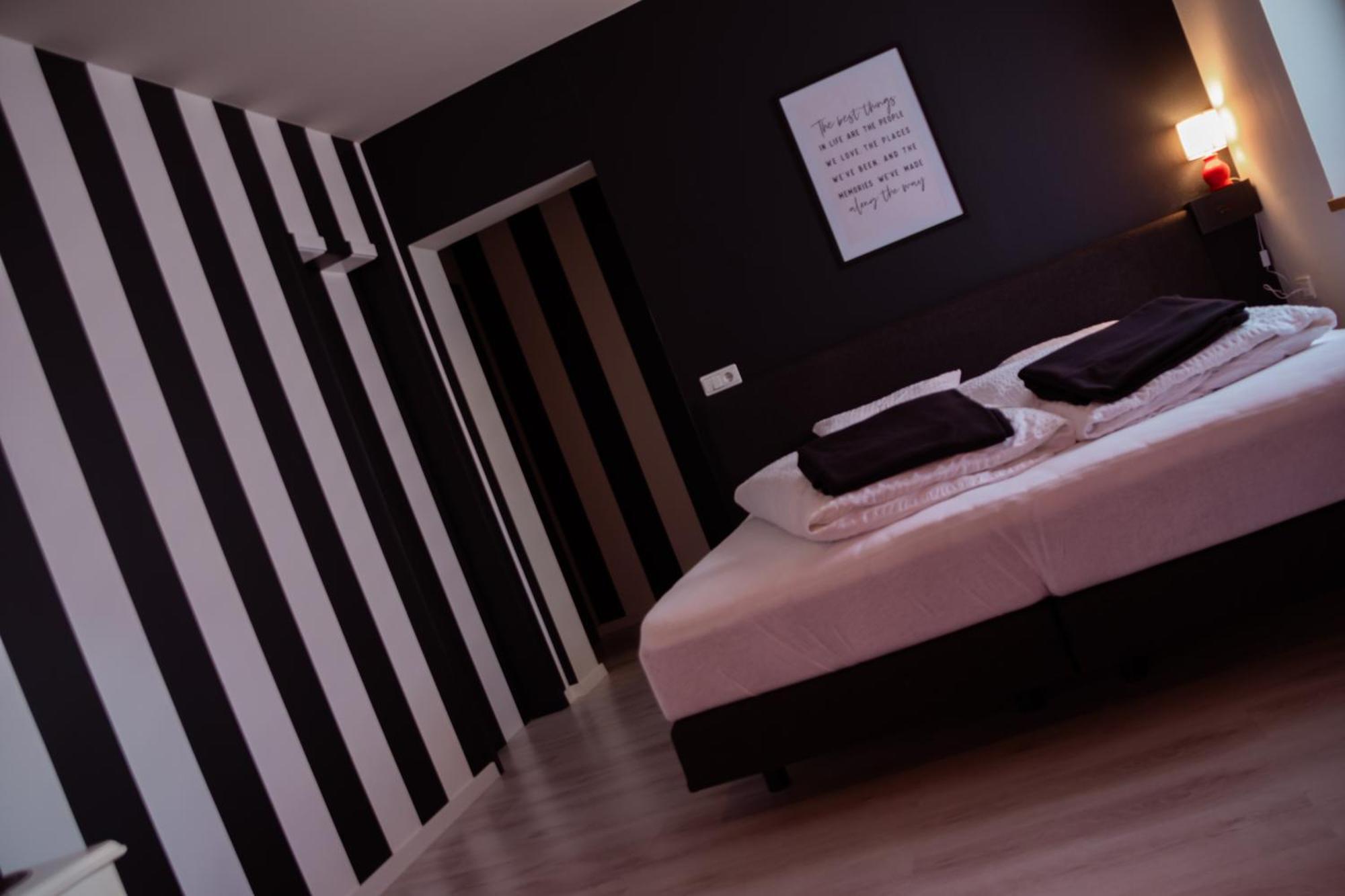 Bed and Breakfast Garni Unterwegguetl Naturns Exterior foto