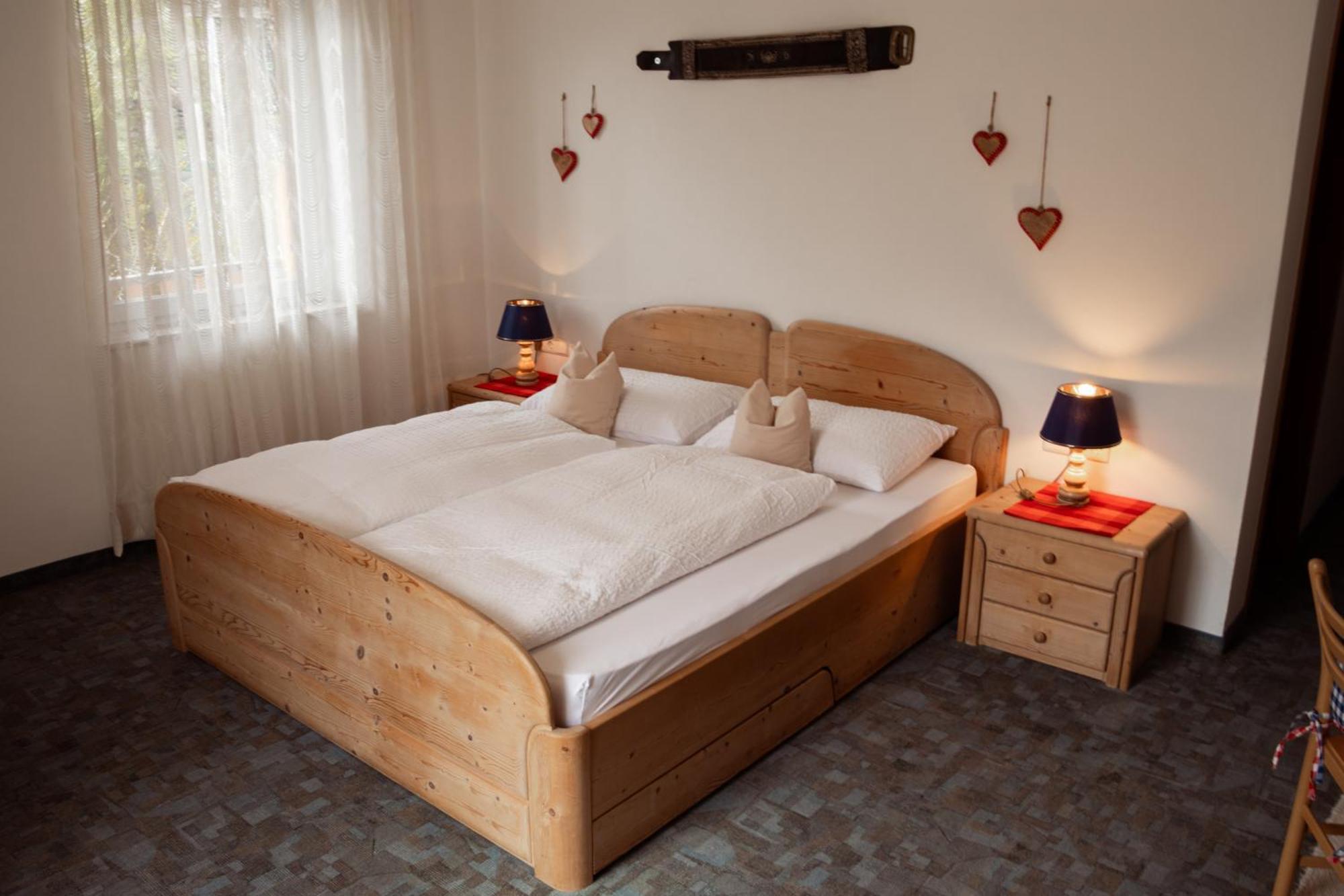 Bed and Breakfast Garni Unterwegguetl Naturns Exterior foto